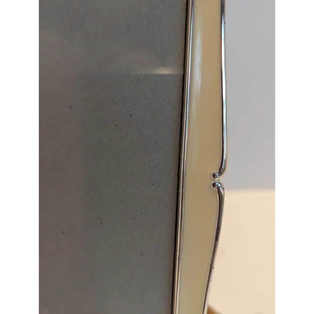 Green Tree Gallery Butter Yellow Enamel Silvertone Accents Metal 5×7 Frame